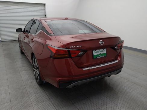 Used 2021 Nissan Altima 2.5 SR w/ SR Premium Package image 6