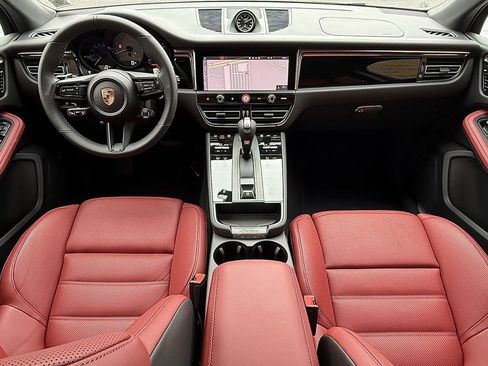 New 2025 Porsche Macan S image 13