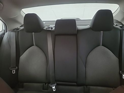 Used 2021 Toyota Camry LE FWD image 26