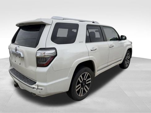 Used 2016 Toyota 4Runner Limited w/ Convenience Package AWD/4WD image 4