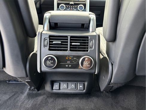 Used 2021 Land Rover Discovery HSE R-Dynamic AWD/4WD image 46