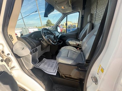 Used 2019 Ford Transit 250 image 12