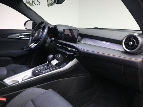 Used 2024 Alfa Romeo Tonale Ti AWD/4WD image 14