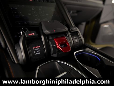 Used 2024 Lamborghini Urus S image 29