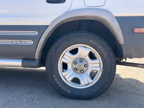 Used 1999 Toyota RAV4 2WD 4-Door image 13