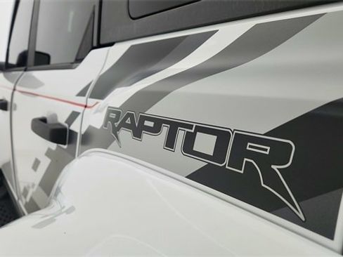 Used 2024 Ford Bronco Raptor w/ Interior Carbon Fiber Pack 6 image 17