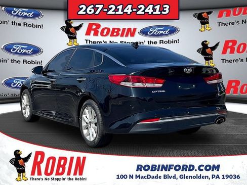 Used 2018 Kia Optima LX w/ 17" Alloy Wheels Package FWD image 5