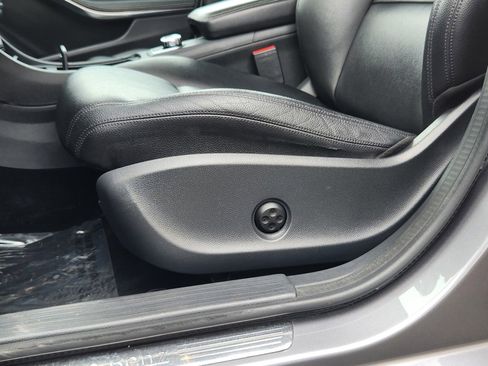 Used 2014 Mercedes-Benz CLA 250 4MATIC image 21