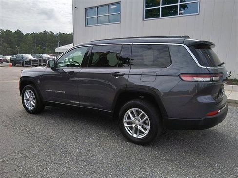 Certified 2025 Jeep Grand Cherokee L Laredo RWD image 5