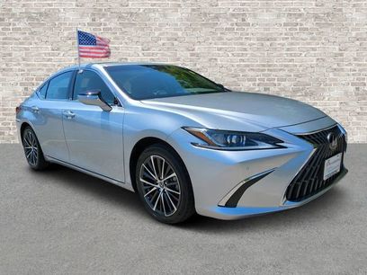 Used 2023 Lexus ES 350 w/ Premium Package