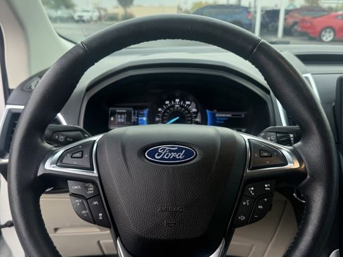 Used 2022 Ford Edge Titanium w/ Equipment Group 301A image 22
