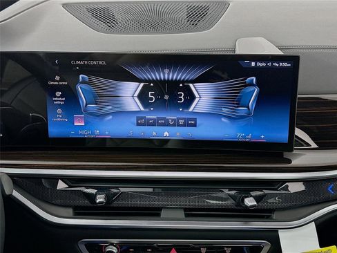 New 2026 BMW X5 xDrive40i w/ Climate Comfort Package image 16