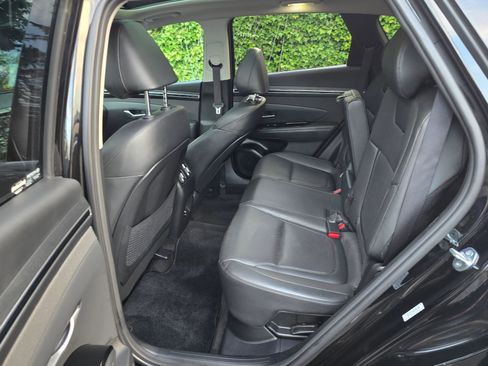 Used 2022 Hyundai Tucson Limited image 16