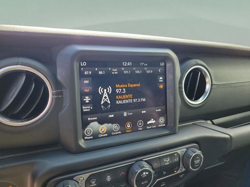 Used 2021 Jeep Gladiator Overland w/ Popular Equipment Package image 17