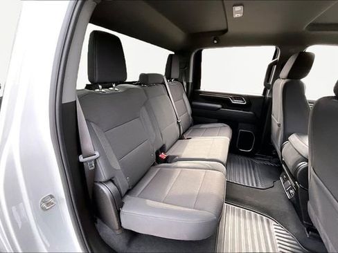 Used 2025 Chevrolet Silverado 2500 LT w/ Convenience Package image 17