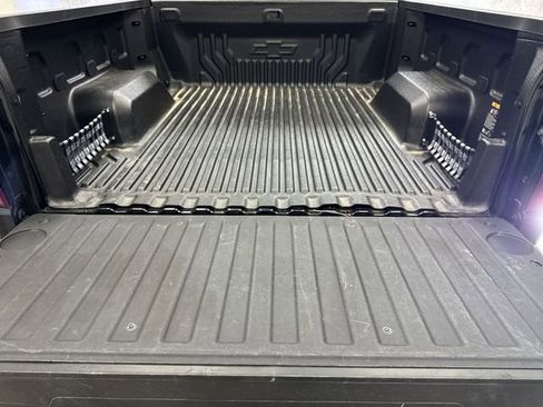 Certified 2023 Chevrolet Silverado 1500 LT AWD/4WD image 23