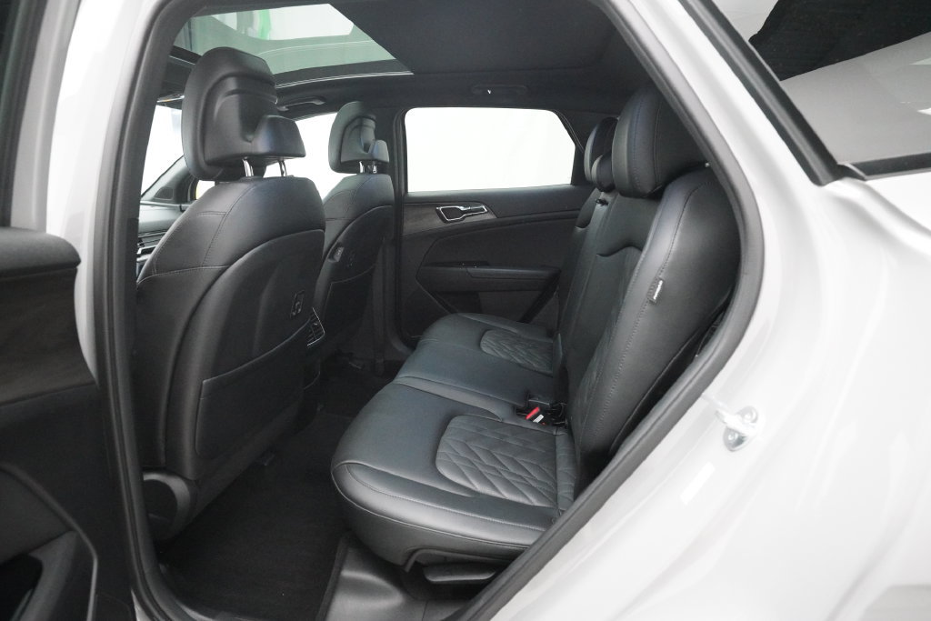 Used 2024 Kia Sportage X-Pro Prestige AWD/4WD image 16