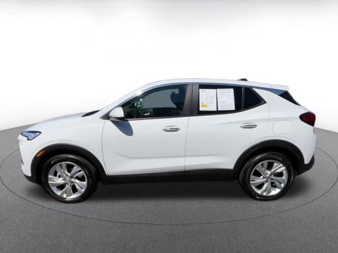 Used 2025 Buick Encore GX Preferred FWD image 8