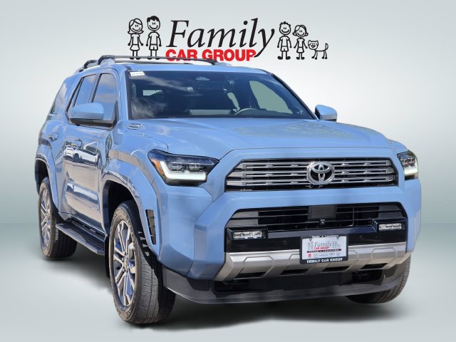 Used 2025 Toyota 4Runner Limited AWD/4WD image 2