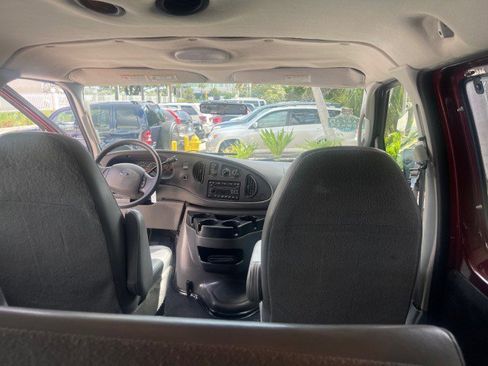 Used 2006 Ford E-150 and Econoline 150 Wagon image 76