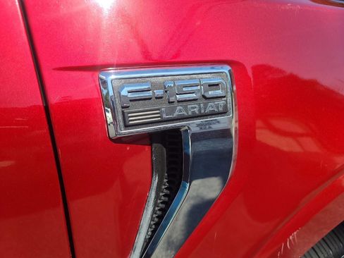 Used 2021 Ford F150 Lariat w/ Equipment Group 502A High AWD/4WD image 11