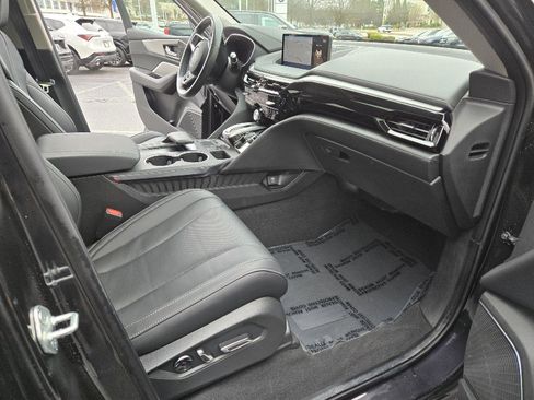 Certified 2024 Acura MDX FWD w/ Technology Package image 28