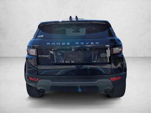 Used 2017 Land Rover Range Rover Evoque SE image 6