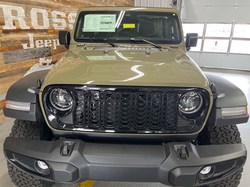 New 2026 Jeep Wrangler Unlimited Sport AWD/4WD image 9