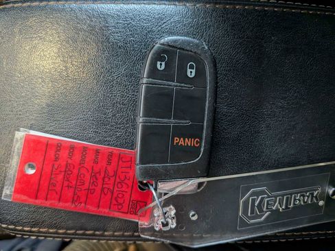 Used 2018 Jeep Compass Sport w/ Tech Group image 33