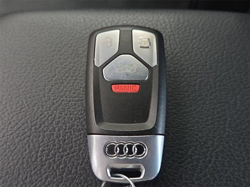 Used 2018 Audi A4 2.0T Ultra Premium Plus w/ Premium Plus Package image 32