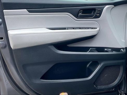 Used 2019 Honda Odyssey EX-L image 5