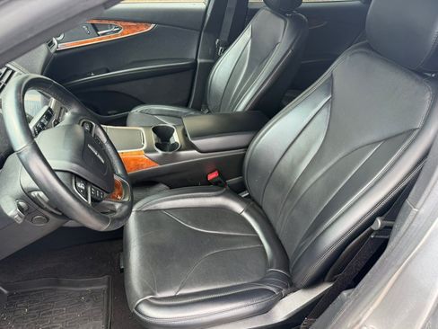 Used 2020 Lincoln Nautilus Reserve AWD/4WD image 12