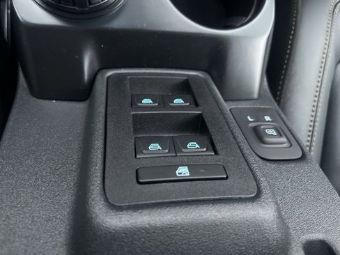 New 2025 Ford Bronco Badlands image 22