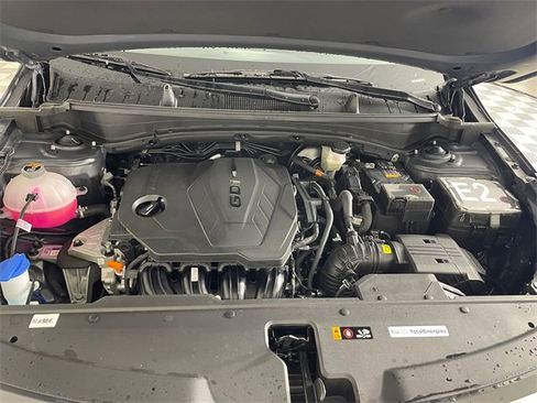 Certified 2025 Kia Sportage LX image 22