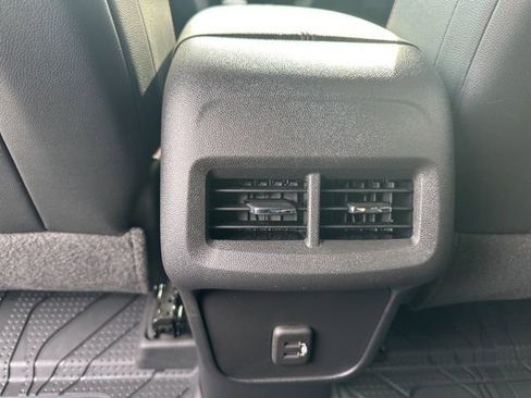Used 2023 Chevrolet Equinox RS w/ LPO, Floor Liner Package image 24