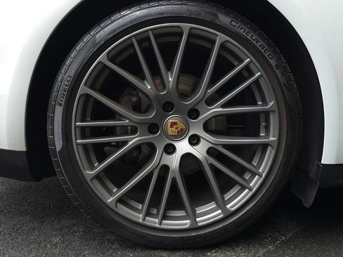 Used 2023 Porsche Panamera 4 Platinum Edition w/ Assistance Package AWD/4WD image 75