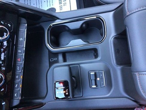 New 2026 GMC Sierra 1500 AT4 w/ AT4 Premium Package image 14