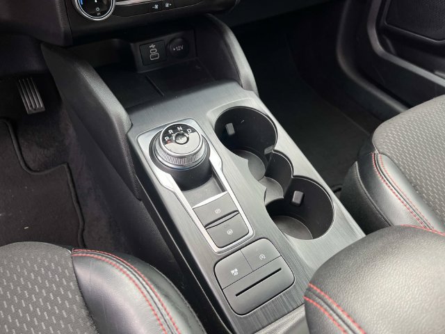 Used 2025 Ford Escape ST-Line AWD/4WD image 31
