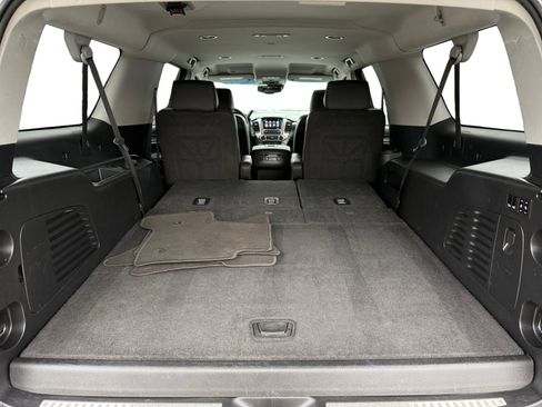 Used 2019 GMC Yukon XL Denali image 17