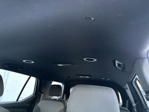 Certified 2023 Chevrolet Traverse LT image 18