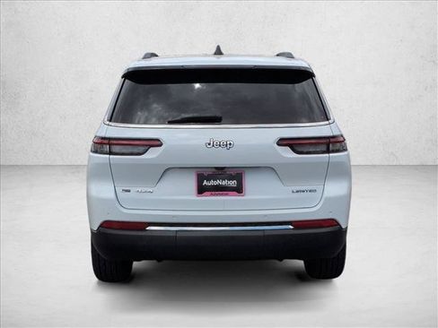 Used 2022 Jeep Grand Cherokee L Limited AWD/4WD image 7