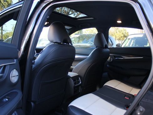 Certified 2025 INFINITI QX55 Essential image 24