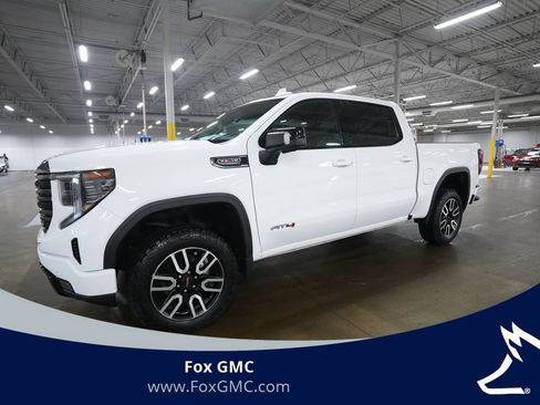 Used 2023 GMC Sierra 1500 AT4 w/ AT4 Preferred Package AWD/4WD image 1