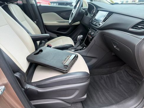 Used 2019 Buick Encore Preferred AWD/4WD image 23
