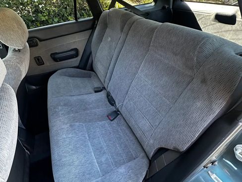Used 1995 Toyota Corolla DX FWD image 18