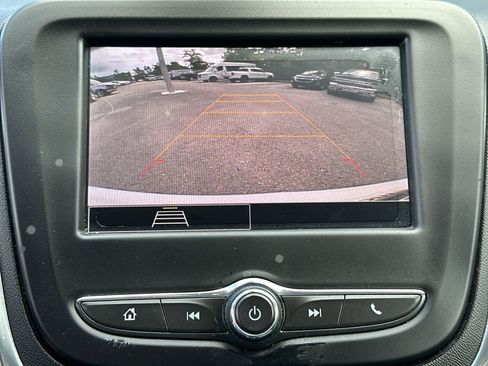 Certified 2023 Chevrolet Equinox LS w/ LS Convenience Package FWD image 15