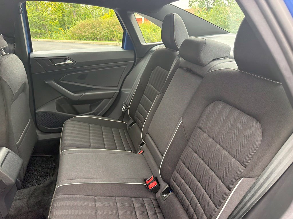 Used 2024 Volkswagen Jetta Sport FWD image 12