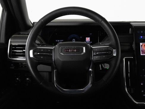 Used 2025 GMC Yukon Elevation image 26