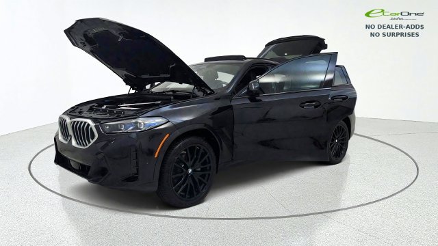 Used 2026 BMW X6 xDrive40i w/ Climate Comfort Package AWD/4WD image 13