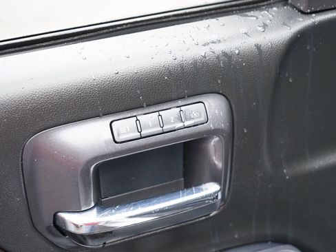 Used 2018 GMC Sierra 1500 SLT image 10